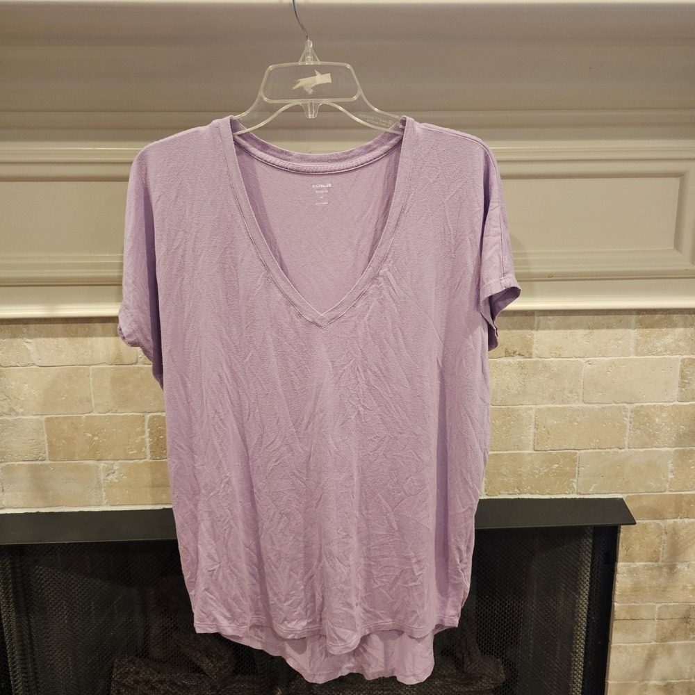 Express Lilac Purple Oversized XS Relaxed Tee V Neck
